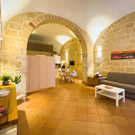 La Dimora Di Piero * Trani